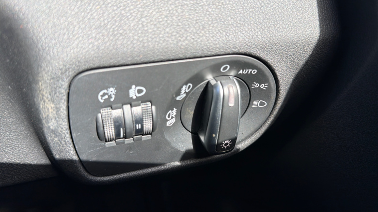 Audi A1 1.4 TFSI Sport Nav 3dr Petrol Hatchback